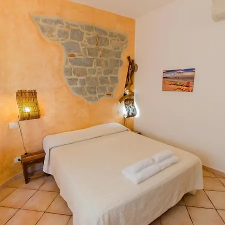 Bed & Breakfast La Pavoncella Tortoli